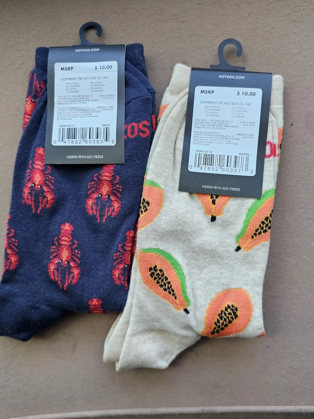 Hot Sox Women’s Novelty Sock Duo - Navy Lobster & Cream Papaya